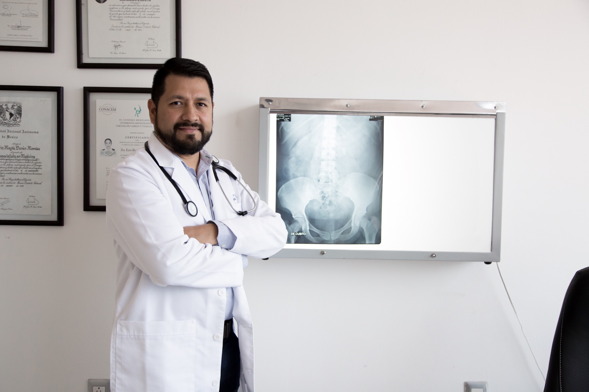 Dr. Stalin Moisés de la Cruz Gutiérrez, urólogo en Tuxtla Gutiérrez